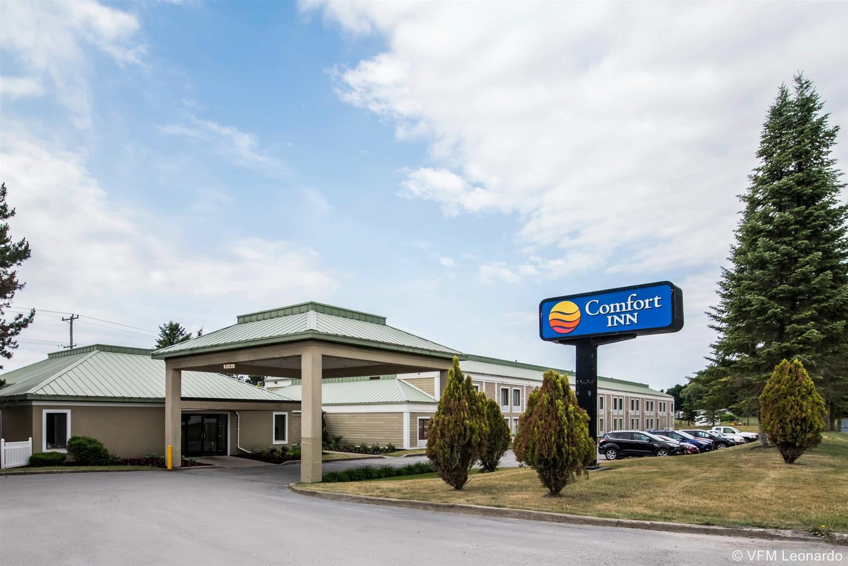 Clarion & - Area