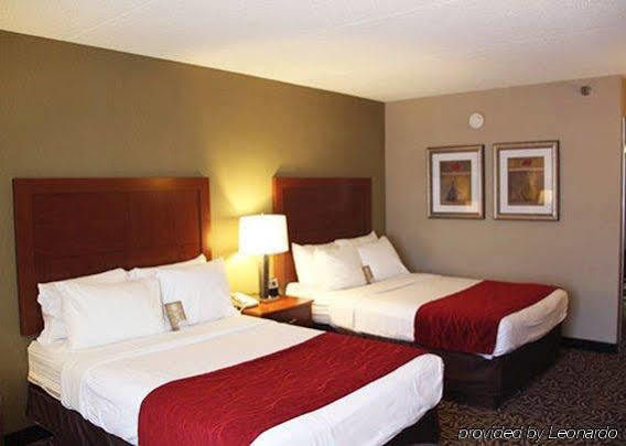 Clarion & - Area Hotel